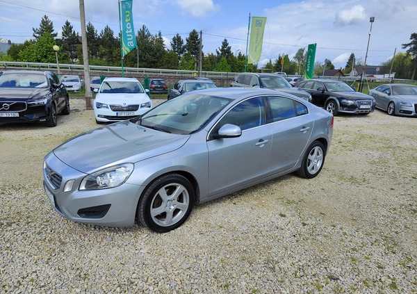 Volvo S60 cena 27900 przebieg: 334000, rok produkcji 2011 z Szczytno małe 326